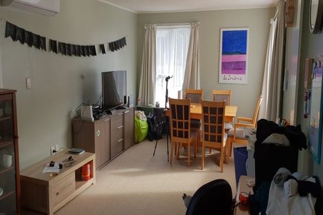 Photo of property in 60 Percy Dyett Drive, Karori, Wellington, 6012