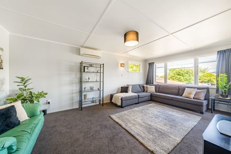 Photo of property in 20 Totara Park Road, Clouston Park, Upper Hutt, 5018