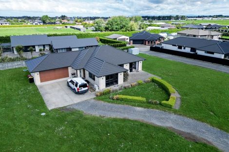 Photo of property in 28 Majestic Chance, Seaward Bush, Invercargill, 9812