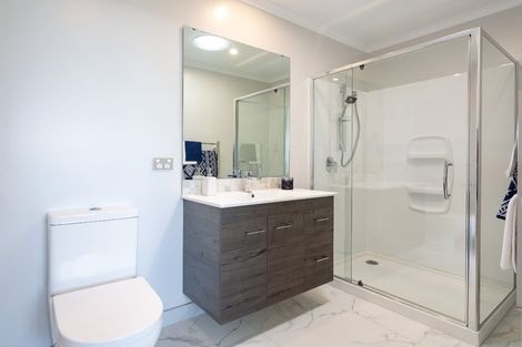 Photo of property in 85e Hobsonville Point Road, Hobsonville, Auckland, 0616