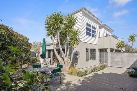 Photo of property in 78 Ocean Road, Paraparaumu Beach, Paraparaumu, 5032