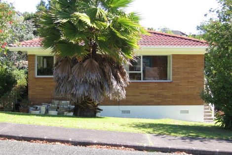 Photo of property in 2/38 Acacia Road, Torbay, Auckland, 0632