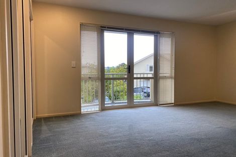 Photo of property in 7 Gillett Place, Botany Downs, Auckland, 2014