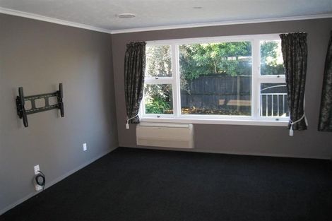 Photo of property in 2/4 Kyeburn Place, Avonhead, Christchurch, 8042