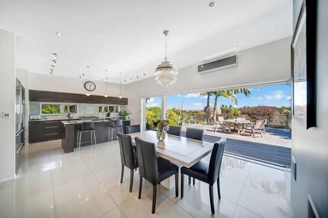 Photo of property in 269 Kaipara Road, Papakura, 2582