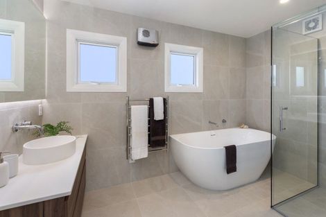 Photo of property in 13 Idris Road, Fendalton, Christchurch, 8052