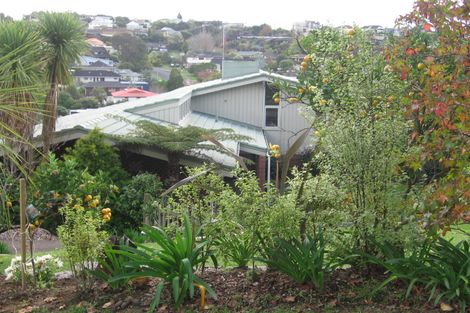 Photo of property in 35 Mayfair Crescent, Mairangi Bay, Auckland, 0630