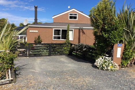 Photo of property in 1342 Coast Road, Toko Mouth, Milton, 9292