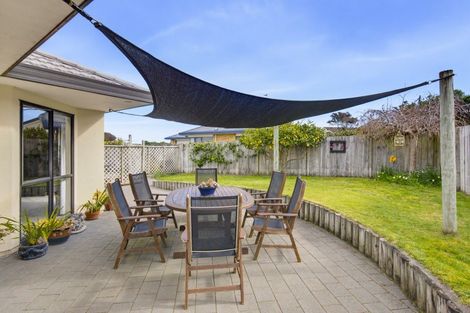 Photo of property in 14 Sunburst Court, Paraparaumu Beach, Paraparaumu, 5032
