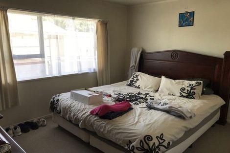 Photo of property in 1/13 Walter Strevens Drive, Conifer Grove, Takanini, 2112