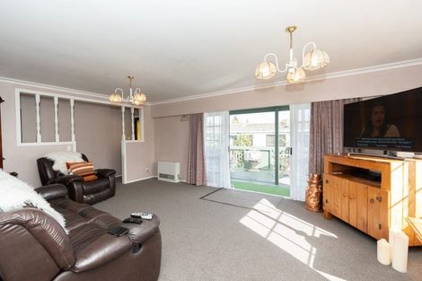 Photo of property in 14 Thode Place, Nawton, Hamilton, 3200