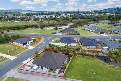 Photo of property in 3 Ocean View Rise, Ruakaka, 0116