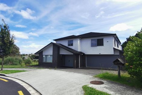 Photo of property in 15 Aviano Close, Flat Bush, Auckland, 2019