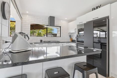 Photo of property in 22 Villa Place, Bell Block, New Plymouth, 4312