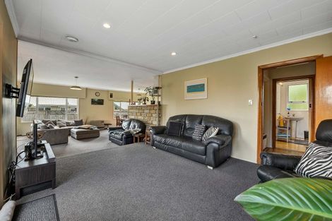 Photo of property in 3 Surrey Street, Stratford, 4332