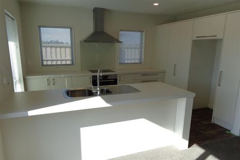 Photo of property in 11 Faringdon Boulevard, Rolleston, 7615