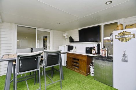 Photo of property in 26 Solander Road, Pegasus, 7612