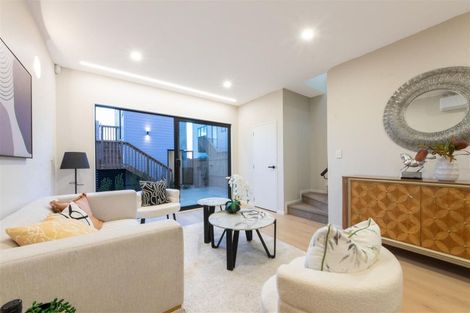 Photo of property in 4 Greenbrier Street, Westgate, 0814