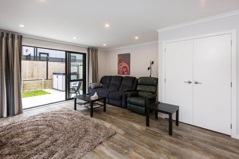 Photo of property in 42 Dahl Drive, Wallaceville, Upper Hutt, 5018