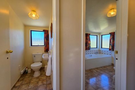 Photo of property in 1 Burnett Place, Lake Tekapo, 7999