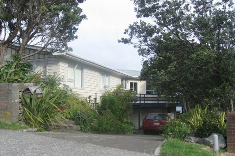 Photo of property in 56 Cypress Drive, Maungaraki, Lower Hutt, 5010