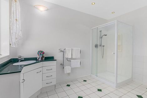 Photo of property in Lochlands, 377 Grays Road, Pauatahanui, Porirua, 5381