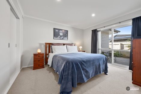 Photo of property in 12 Gardner Place, Otaki, 5512