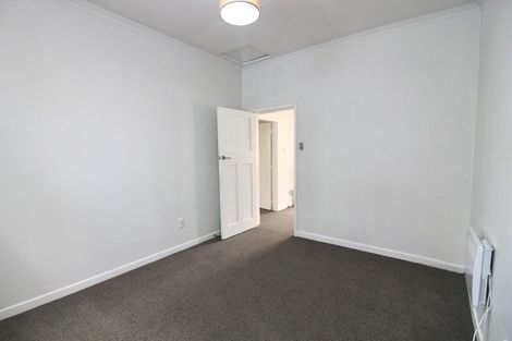Photo of property in 18 Tamar Street, Island Bay, Wellington, 6023