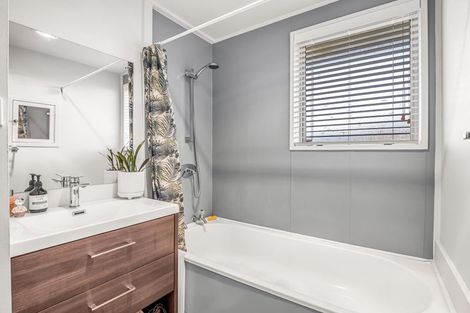 Photo of property in 1/649 Main North Road, Belfast, Christchurch, 8051