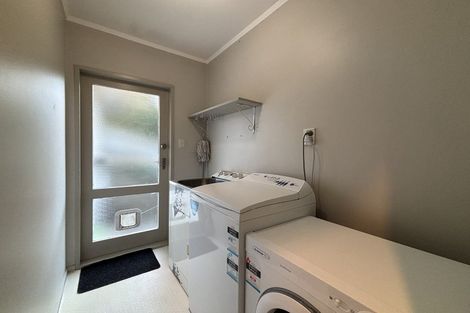 Photo of property in 40 Halswater Drive, Churton Park, Wellington, 6037
