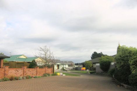 Photo of property in 33 Strachan Way, Highbury, Palmerston North, 4412