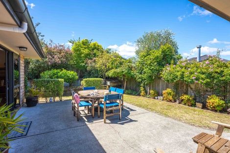 Photo of property in 31 Campion Road, Waikanae Beach, Waikanae, 5036