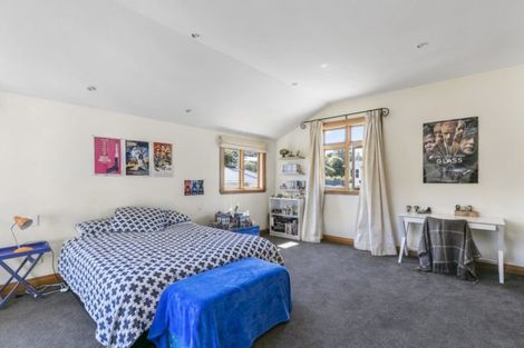 Photo of property in 11 Raine Street, Karori, Wellington, 6012