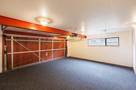 Photo of property in 2 Montgomery Terrace, Hokowhitu, Palmerston North, 4410