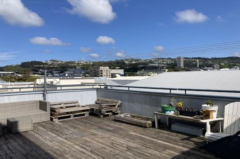 Photo of property in 10/88 Brougham Street, Mount Victoria, Wellington, 6011
