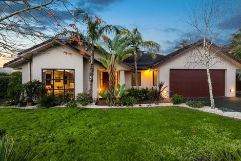 Photo of property in 27 Te Wharau Drive, Greenhithe, Auckland, 0632