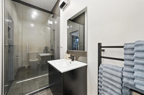 Photo of property in 122 Mccormacks Bay Road, Redcliffs, Christchurch, 8081