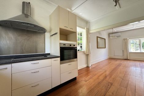 Photo of property in 22a Saint Mary Street, Thorndon, Wellington, 6011