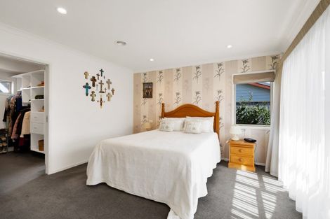 Photo of property in 7 Portland Drive, Highlands Park, New Plymouth, 4312