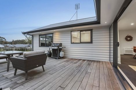 Photo of property in 27 Kawaupaka Road, Kaukapakapa, Helensville, 0875