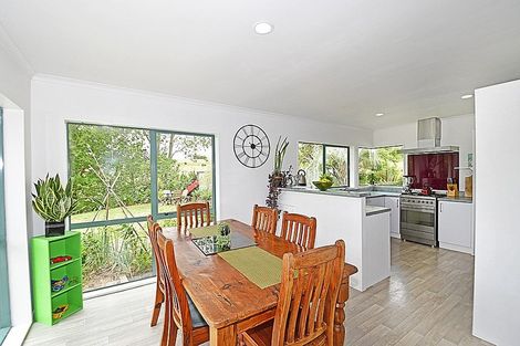 Photo of property in 87 Settlement Road, Kaiwaka, 0573