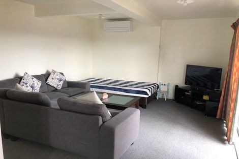 Photo of property in 105a Arran Road, Browns Bay, Auckland, 0630