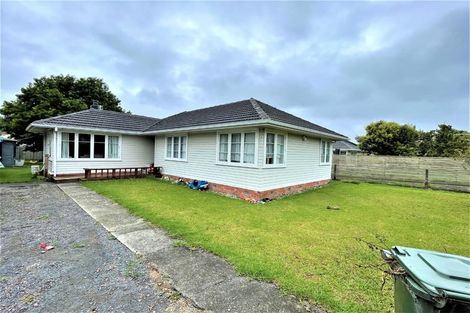 Photo of property in 27 Kervil Avenue, Te Atatu Peninsula, Auckland, 0610