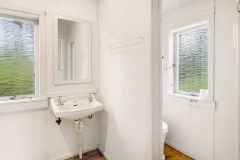 Photo of property in 37 Camp Road, Coroglen, Whitianga, 3591