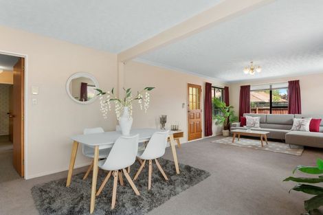 Photo of property in 1/8a Salford Avenue, Redwood, Christchurch, 8051