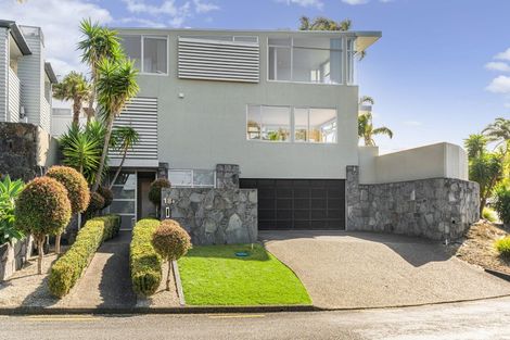Photo of property in 18a Eastcliffe Road, Castor Bay, Auckland, 0620