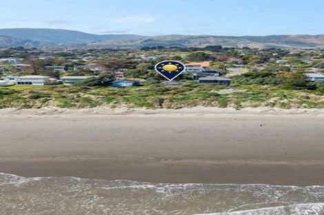 Photo of property in 59 Tutere Street, Waikanae Beach, Waikanae, 5036
