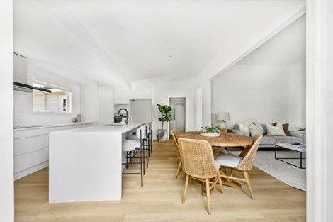 Photo of property in 16 Elliot Street, Riverhead, 0820