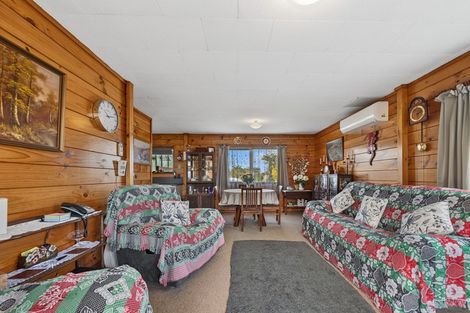 Photo of property in 3b Jet Place, Pukehangi, Rotorua, 3015