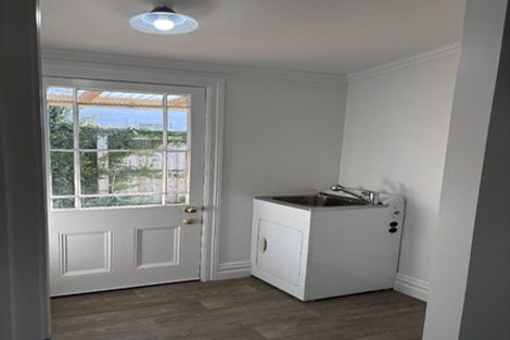 Photo of property in 241 Ruahine Street, Roslyn, Palmerston North, 4414